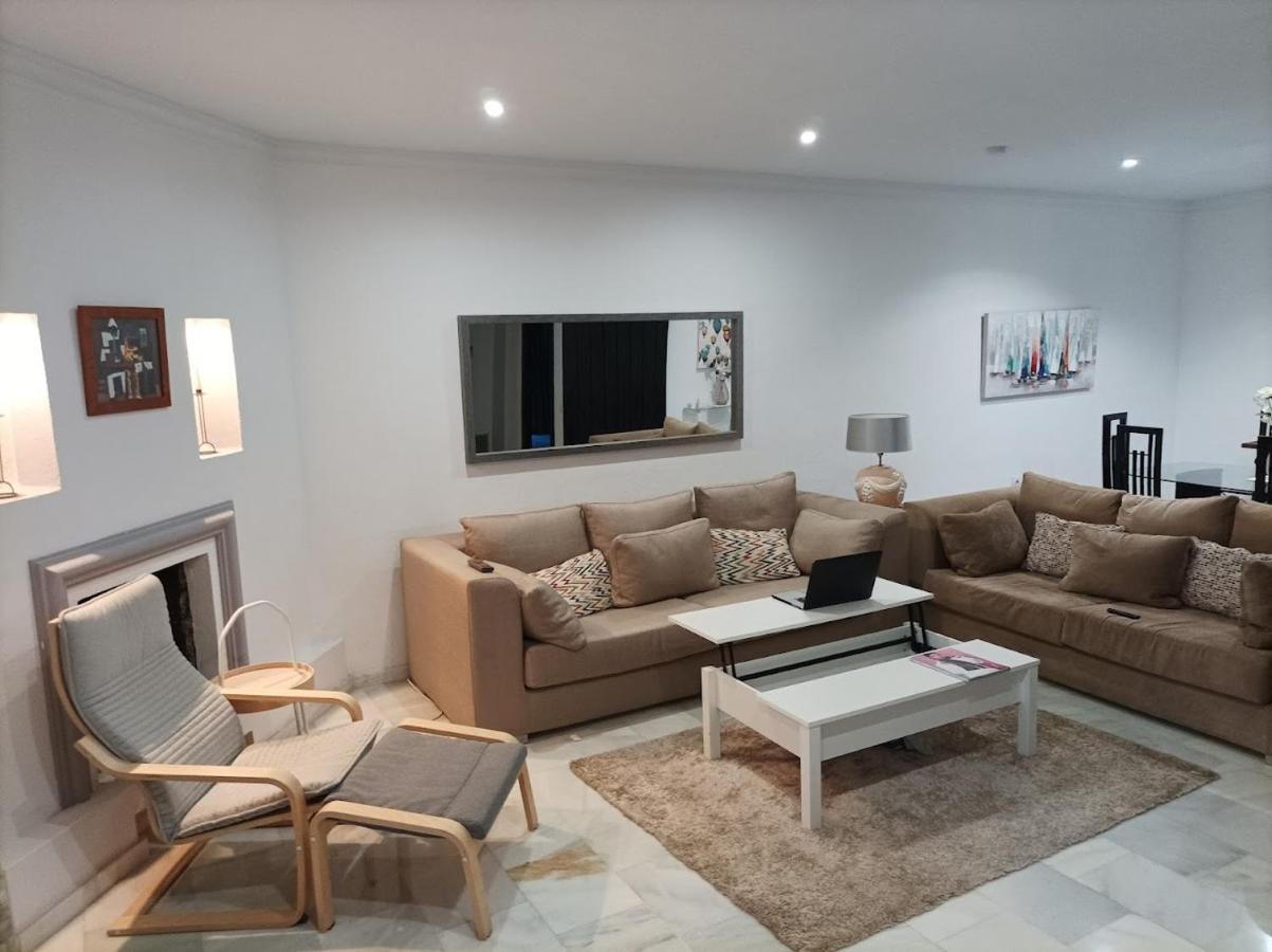 Large 2 Bed Apt Puerto Banus Marina Private Parking Διαμέρισμα Μαρμπέλλα Εξωτερικό φωτογραφία